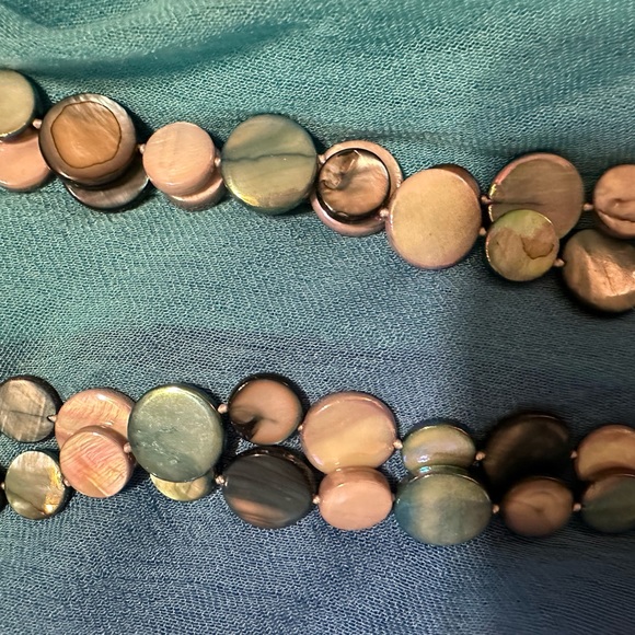 NWT MOTHER OF PEARLS NECKLACE - Picture 15 of 16